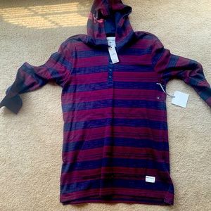 NWT Modern Amusement Men’s Red Navy Print Thin Hoodie with Front Pocket MED